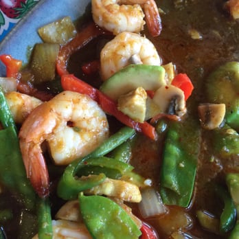 Wild Rose Northern Thai Eats - Prawns and Avacado - Thai Near Me - Bend, Oregon