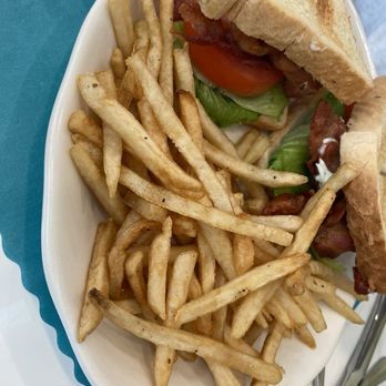 Doozie's Place - BLT with fries - Breakfast & Brunch Near Me - Ocean City, New Jersey