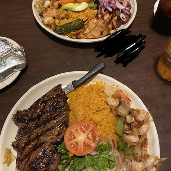 Las Margaritas Mexican Restaurant - "Steak de la casa" & "Carnitas y Camaron" - Mexican Near Me - Charlotte, North Carolina Las Margaritas Mexican Restaurant - "Steak de la casa" & "Carnitas y Camaron" - Mexican Near Me - Charlotte, North Carolina