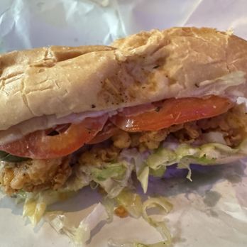 Daisy's Po' Boy and Tavern - 6 inch Fried Shrimp - Cajun/Creole Near Me - Chicago, Illinois