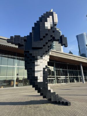 Digital Orca - Douglas Coupland by null