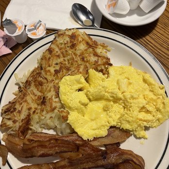 Sourdough Cafe - Scrambled eggs, bacon and hash browns - Diners Near Me - Las Vegas, Nevada
