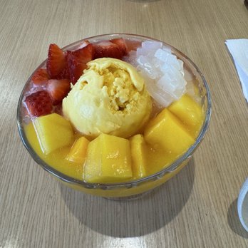 Mango Mango Dessert - Strawberry mango mango ice cream lychee jelly - Desserts Near Me - Jersey City, New Jersey Mango Mango Dessert - Strawberry mango mango ice cream lychee jelly - Desserts Near Me - Jersey City, New Jersey