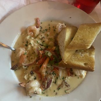 Dodie's Cajun Diner at The Harbor - Shrimp and grits - Cajun/Creole Near Me - Rockwall, Texas