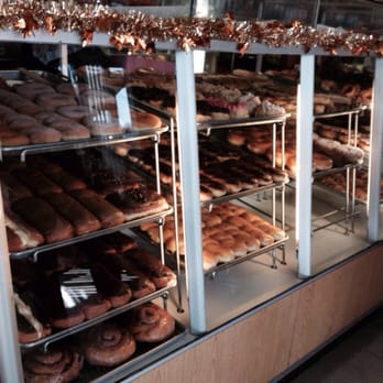 Uncle Joe's Donuts - A fine selection for Wednesday at 10:00 - Donuts Near Me - San Gabriel, California Uncle Joe's Donuts - A fine selection for Wednesday at 10:00 - Donuts Near Me - San Gabriel, California