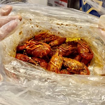 Lee's Seafood Boil - Crawfiiiish - Seafood Near Me - Columbus, Ohio