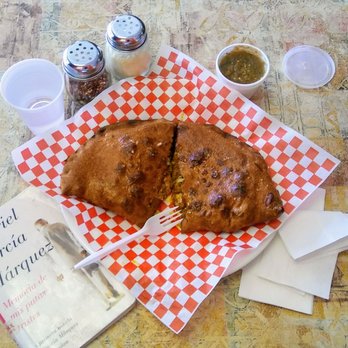 Te Amo Pizza - Al pastor calzone and Gabriel Garcia Marquez - Pizza Near Me - Bell, California