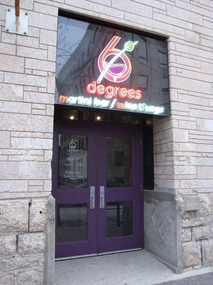 6 DEGREES MARTINI BAR & WINE LOUNGE Updated September 2024 110