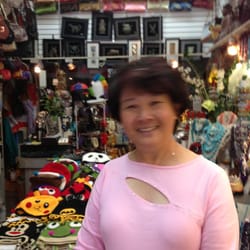 Chan's Arts & Gifts