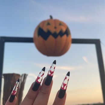 Golden Nail Lounge ATX - Nail Salons Near Me - Austin, Texas Golden Nail Lounge ATX - Nail Salons Near Me - Austin, Texas