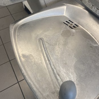 Discount Tire - Water fountain - Tires Near Me - Tucson, Arizona