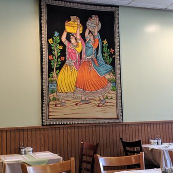 Sangam Indian Cuisine - wall decor - Indian Near Me - Ithaca, New York