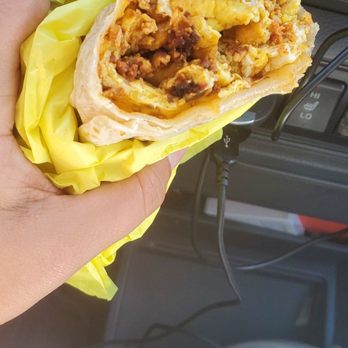 Pepe’s Tacos - Unmixed chorizo burrito and egg that's burnt. - Mexican Near Me - Azusa, California Pepe’s Tacos - Unmixed chorizo burrito and egg that's burnt. - Mexican Near Me - Azusa, California