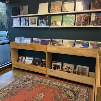Thumbody - Vinyl LP record collection area - Coffee & Tea Near Me - Paramus, New Jersey