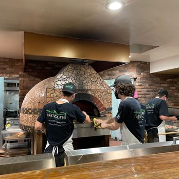 Fat Olives - Pizza Bar view - Pizza Near Me - Flagstaff, Arizona