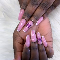 Q-Hair & Nails Salon