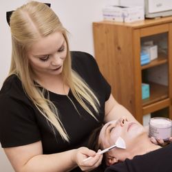 Nouveau Medspas - Kaelin Master Aesthetician