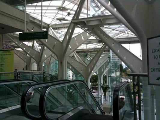 Hawaii Convention Center by null