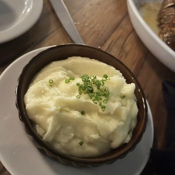 Pierre Pierre - Mashed potatoes are always creamy - Steakhouses Near Me - Oakland, California