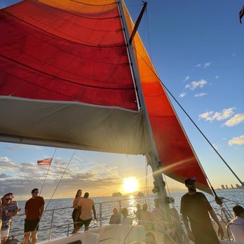 Holokai Catamaran - Gorgeous boat - Boating Near Me - Honolulu, Hawaii