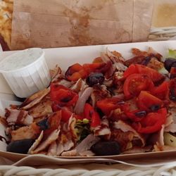 Nùn - Insalata con kebab di pollo