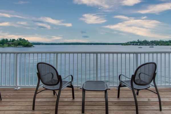 Madden's On Gull Lake by null
