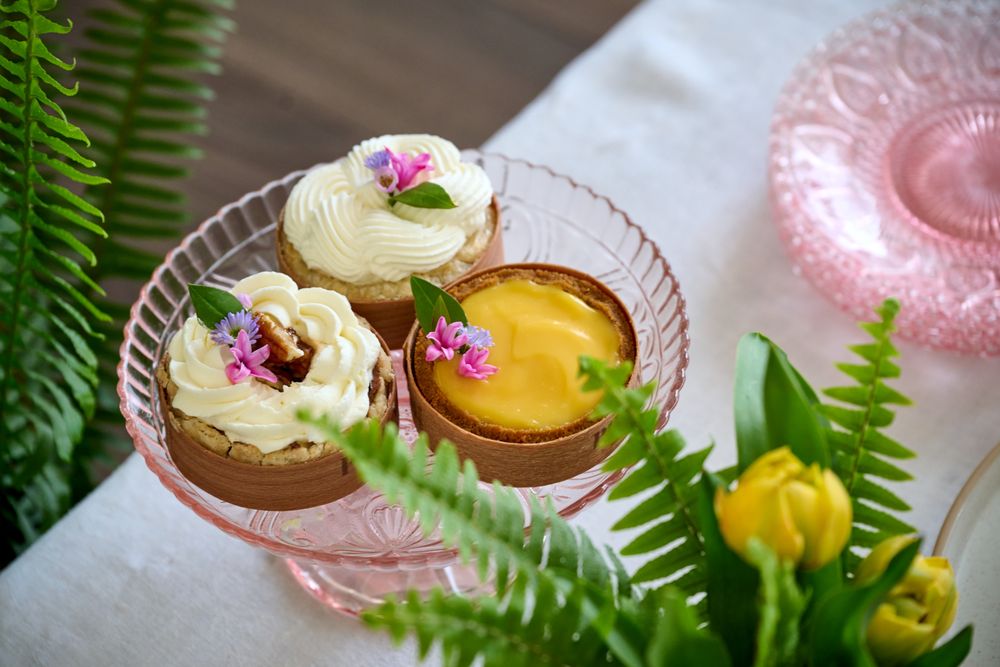 PIE JUNKIE Updated June 2024 76 Photos 826 Crowfoot Crescent NW