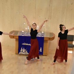 First Congregational Church-Bellevue - Advent special service