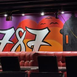 787 Restaurant & Lounge - Mural where the band plays.