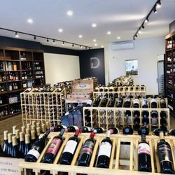 Douglaston Wine & Liquor