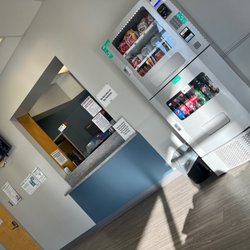 Access Medical Center Urgent Care Tulsa - E. 81st Str - Lobby area