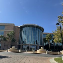Antelope Valley Court House - It took me like 1 hour and 30 minutes to get here