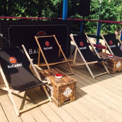 Boogaloo Beach Bar - Lazy day!