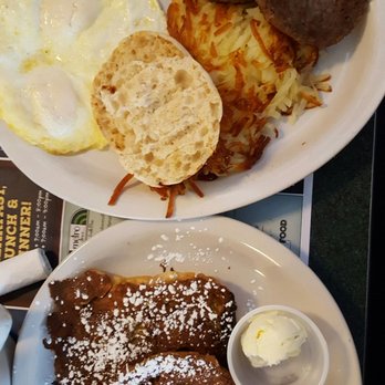 Metro Diner - Croissant French Toast Breakfast - American Near Me - Indianapolis, Indiana Metro Diner - Croissant French Toast Breakfast - American Near Me - Indianapolis, Indiana