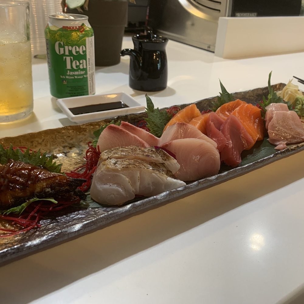 Akami Sushi Bar - Sashimi - Sushi Bars Near Me - Apex, North Carolina