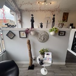 Berwyn Custom Tattoo - Private Rooms