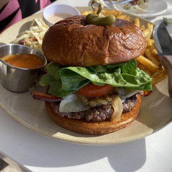 Honu Oceanside - Maui grass fed bacon cheeseburger - Seafood Near Me - Lahaina, Hawaii Honu Oceanside - Maui grass fed bacon cheeseburger - Seafood Near Me - Lahaina, Hawaii