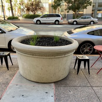 modern coffee - Outdoor seating - couple tables outside - Coffee & Tea Near Me - Oakland, California modern coffee - Outdoor seating - couple tables outside - Coffee & Tea Near Me - Oakland, California