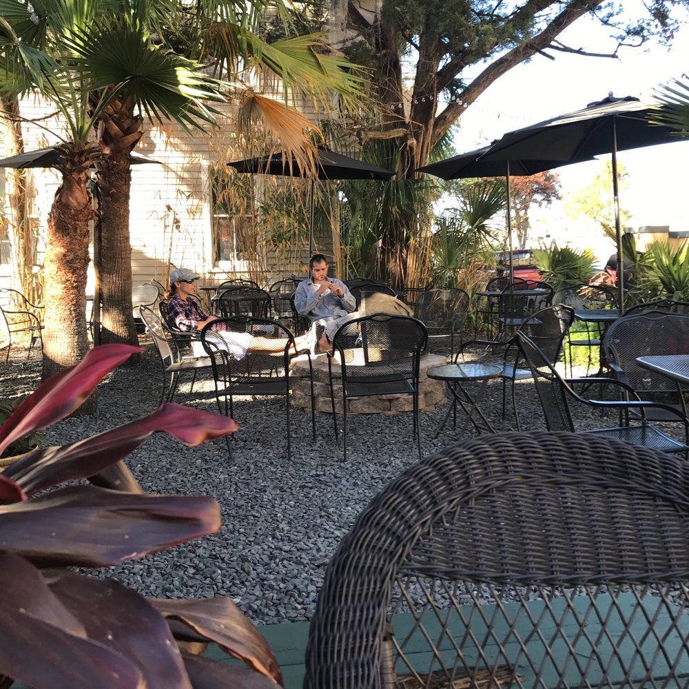 Stogies Cigar Bar - Outside seating - Jazz & Blues Near Me - Saint Augustine, Florida Stogies Cigar Bar - Outside seating - Jazz & Blues Near Me - Saint Augustine, Florida