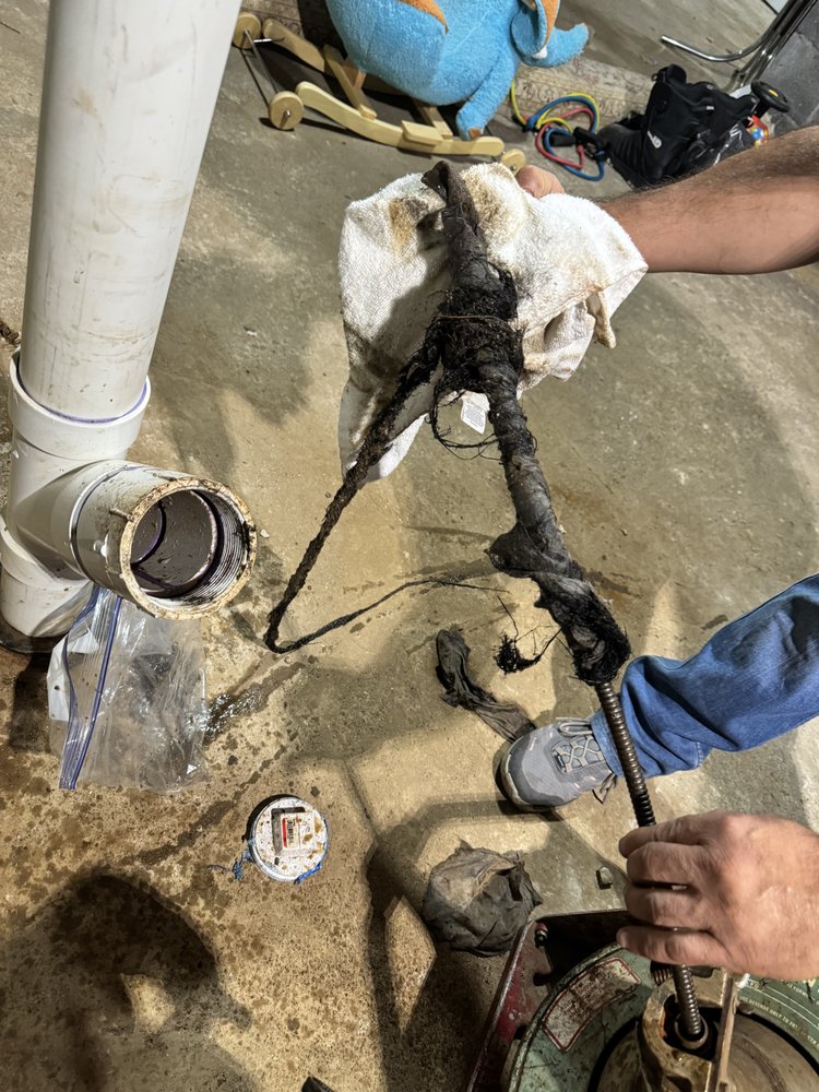 Slide of MRM Plumbing and Drains