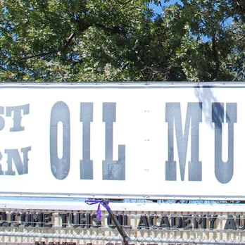 West Kern Oil Museum - Museums Near Me - Taft, California