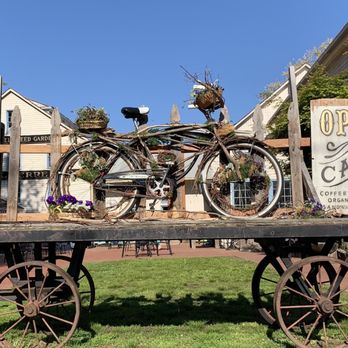 Heirloom Market - One of the artistic bikes on display - Farmers Market Near Me - Wethersfield, Connecticut Heirloom Market - One of the artistic bikes on display - Farmers Market Near Me - Wethersfield, Connecticut