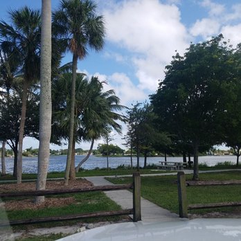 Lake Ida Dog Park - Dog Parks Near Me - Delray Beach, Florida Lake Ida Dog Park - Dog Parks Near Me - Delray Beach, Florida