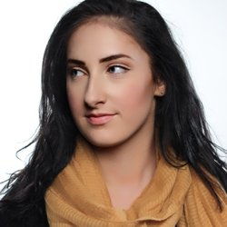 Maureen Lynch - Airbrush Makeup