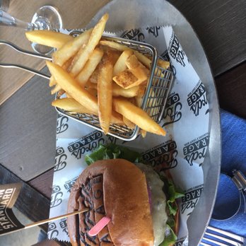 Ford's Garage - Burgers Near Me - Brandon, Florida