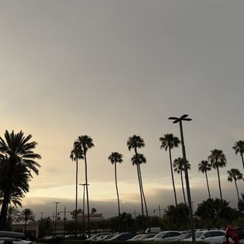 Crossroads - Shopping Centers Near Me - Irvine, California