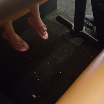 Buffalo Wild Wings - Dirty restaurant... Don't even sweep the floor. - Sports Bars Near Me - Wesley Chapel, Florida Buffalo Wild Wings - Dirty restaurant... Don't even sweep the floor. - Sports Bars Near Me - Wesley Chapel, Florida