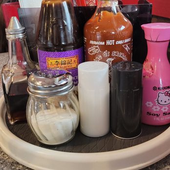 Pho Lena Spenard - Ecountrement carousel - Vietnamese Near Me - Anchorage, Alaska