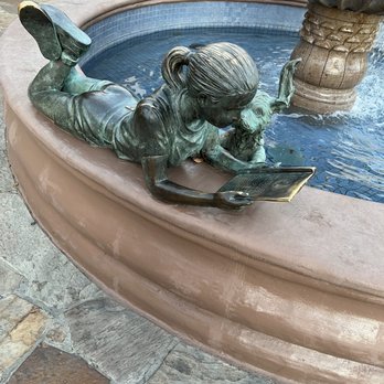 Sweet Lady Jane - The fountain immediately outside of Sweet Lady Jane Calabasas - Desserts Near Me - Calabasas, California Sweet Lady Jane - The fountain immediately outside of Sweet Lady Jane Calabasas - Desserts Near Me - Calabasas, California