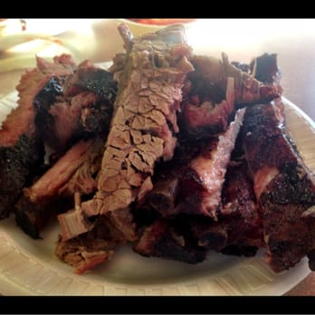 Peters BBQ - A plate of goodness: brisket and ribs - Barbeque Near Me - Ellinger, Texas